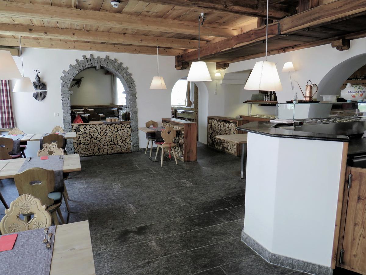 Hotel Crusch Alba Swiss Lodge Zernez Exterior foto